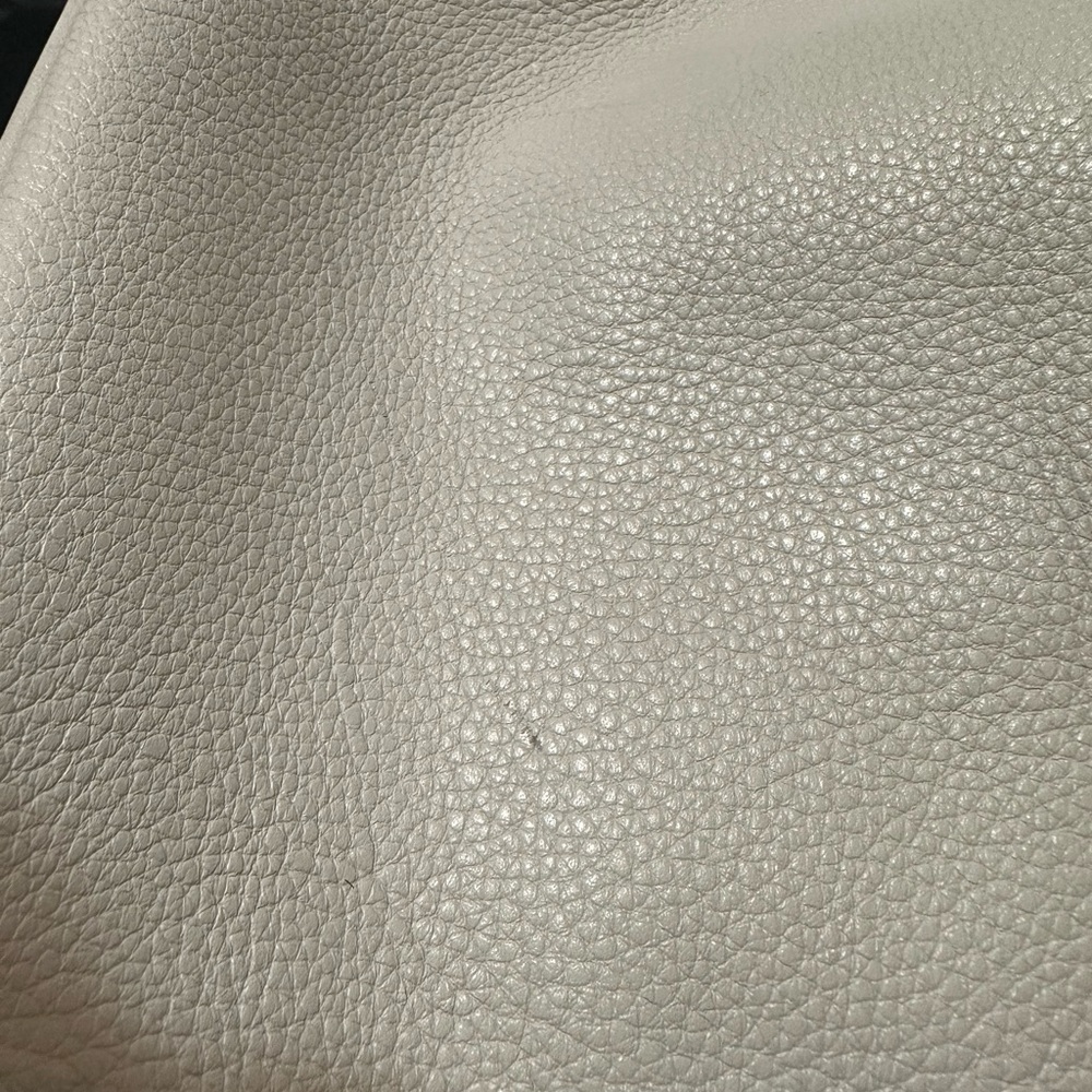 Michael Kors Cream Leather Hobo Bag - Picture 10 of 10